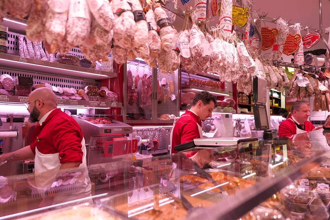Eating Paris: Montmartre Food & Wine Tour - Meeting Point and End Location