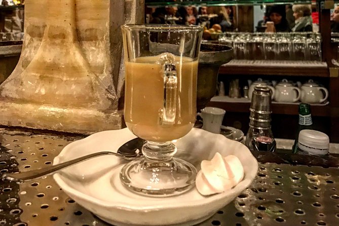 Eatintour ®, Experience a Progressive Dinner in the Most Iconic Historic Venue - Meeting Point and Logistics
