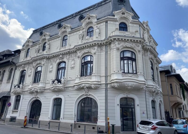 Eccentric Bucharest - the Peculiar Half Day Tour - Tour Features
