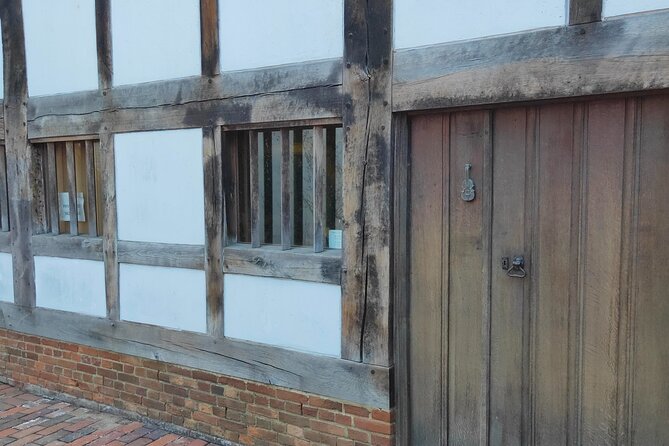 Eccentric Lewes: A Self-Guided Walking Tour - Questions and Support