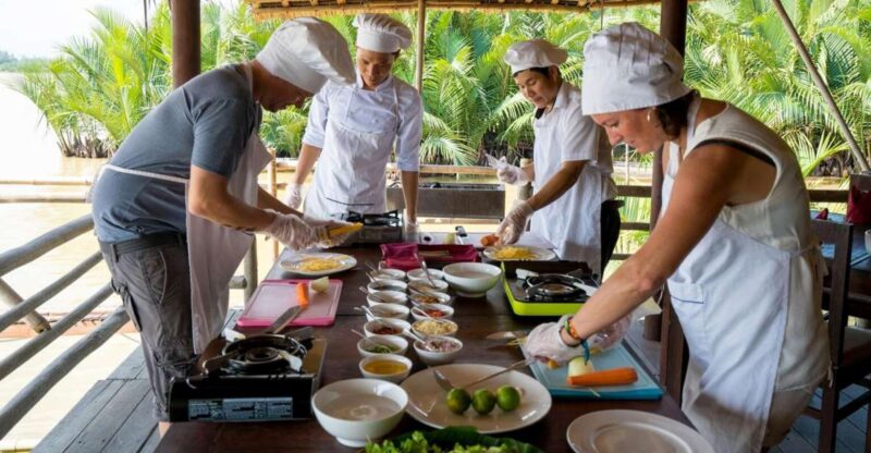 Eco Cooking Class in Bay Mau Coconut Village - Dining Experience