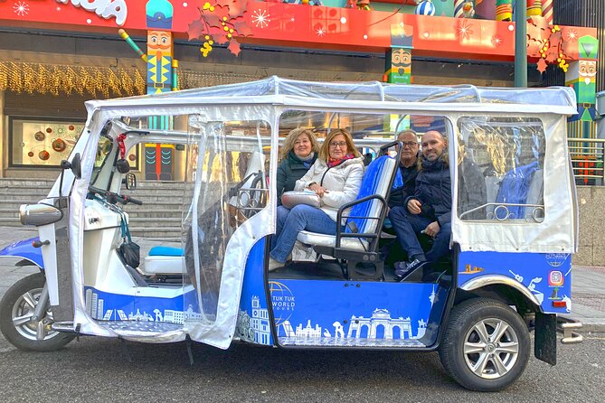 Eco Friendly Tuk Tuk Experience With the Local in Madrid - Accessibility and Participation