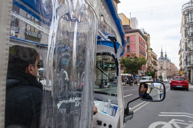 Eco Friendly Tuk Tuk Experience With the Local in Madrid - Exploring Historic Landmarks