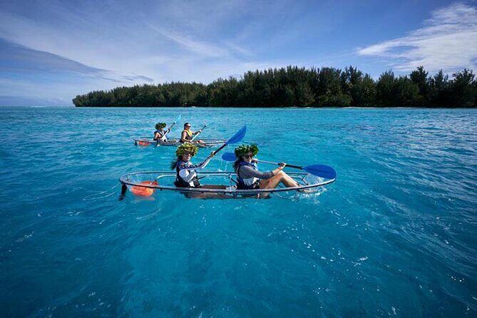 Eco guided excursion to the lagoon of Moorea in transparent kayak 1/2 day morning - Authentic Experiences and Genuine Encounters