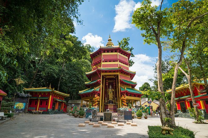 ECO Premium Jungle Hot Springs and Temple Tour - Key Points
