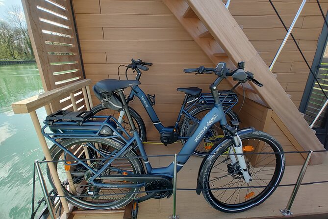 Eco-Responsible House Boat Rental in Aÿ Champagne With Driver - Champagne Region Exploration