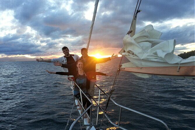 Eco Sailing Tour to Maori Rock Carvings on Lake Taupo - A Relaxed and Authentic Way to Explore Lake Taupo