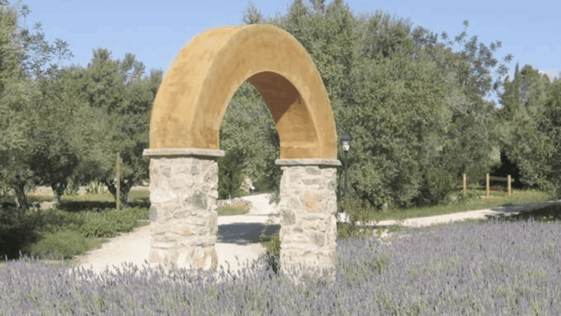 Ecoherbes - Guided Visit to the Botanical Garden - Facilities and Resources