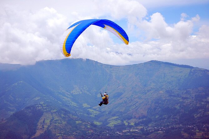 Ecuador Paragliding Quito - Transportation and Equipment