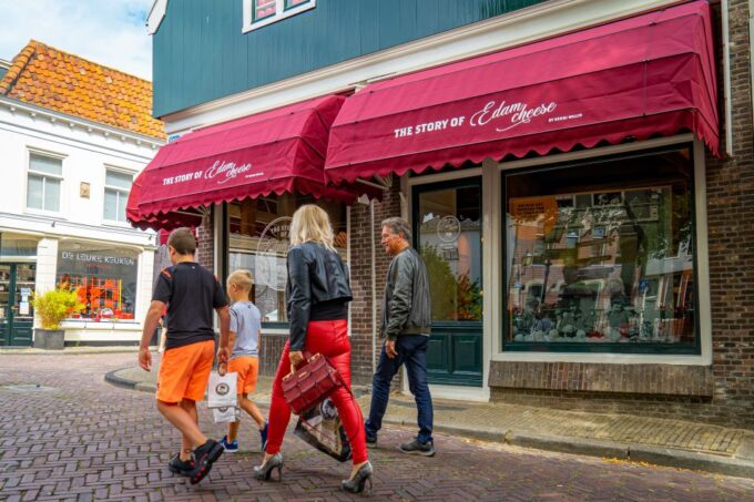 Edam: Edam Cheese Museum Entry Ticket - Location and Hours