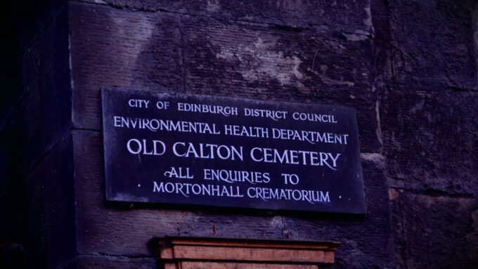 Edinburgh: 2-Hour Ghost Tour in Spanish - Frequently Asked Questions