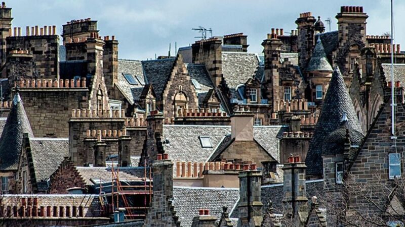 Edinburgh: 3-Hour Walking Tour - Meeting Point and Accessibility