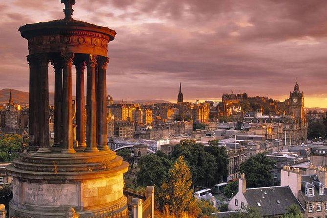 Edinburgh 3 Hour Walking Tour With Spanish Tour Guide - Landmarks Explored