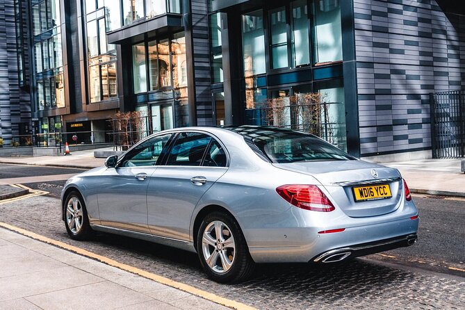 Edinburgh Airport to Edinburgh | Executive Transfer - Amenities and Features