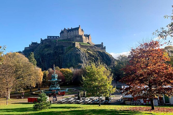 Edinburgh Castle: Guided Walking Tour With Entry Ticket - Castle Entrance and Access