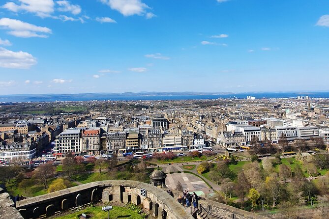 Edinburgh Castle: Highlights Tour With Tickets, Map, and Guide - Tour Overview