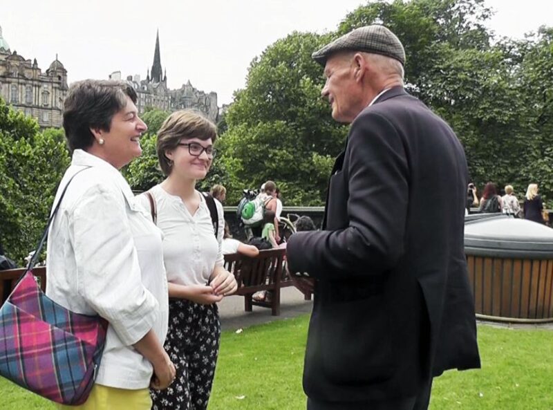 Edinburgh: City Highlights Private Guided Walking Tour - Tour Highlights
