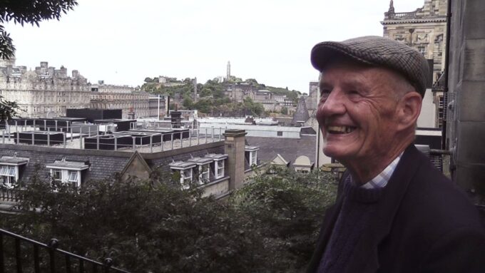 Edinburgh: City Highlights Private Guided Walking Tour - Customizable Tour Options