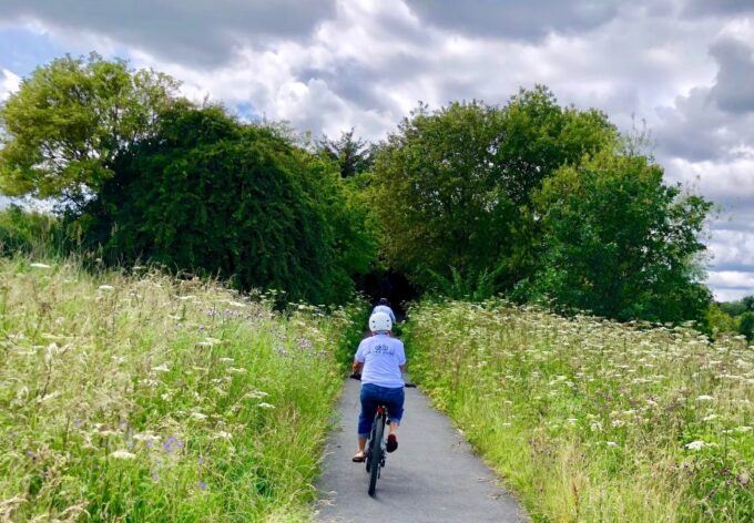 Edinburgh: Cycle Tour to the Coast (Family Friendly) - Refreshments and Beach Visit