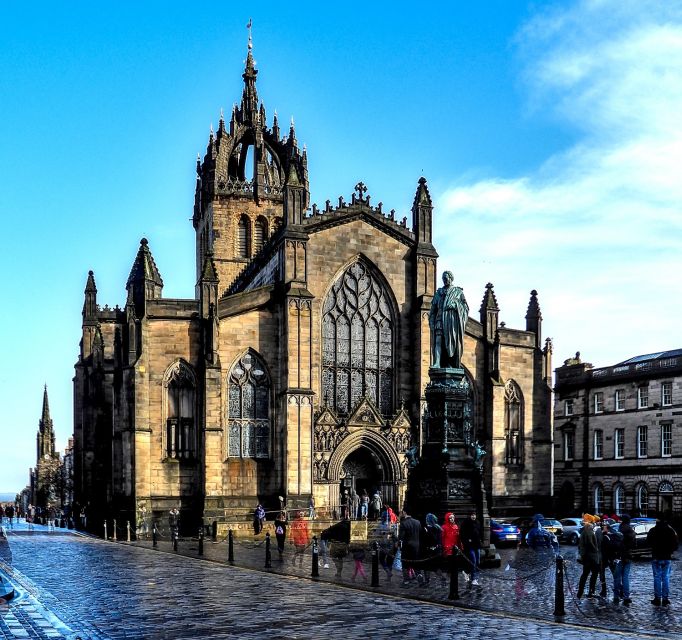 Edinburgh: Dark History Royal Mile Walking Tour - Key Points