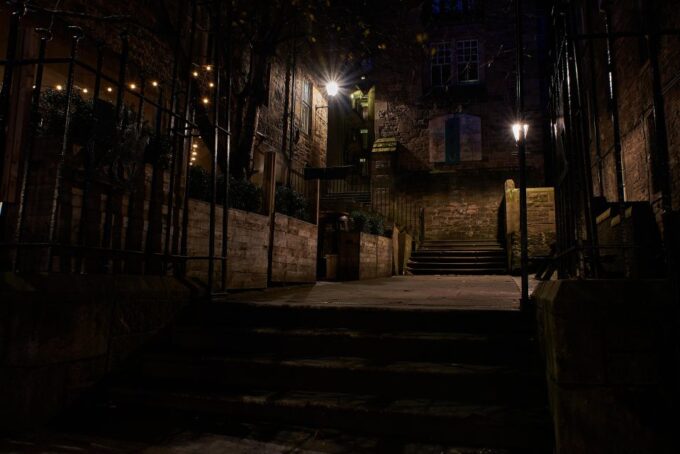 Edinburgh: Dark Secrets of the Old Town Ghost Walking Tour - Exploring Winding Alleyways