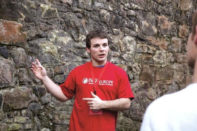 Edinburgh Darkside Walking Tour: Mysteries, Murder and Legends - Overview of the Tour
