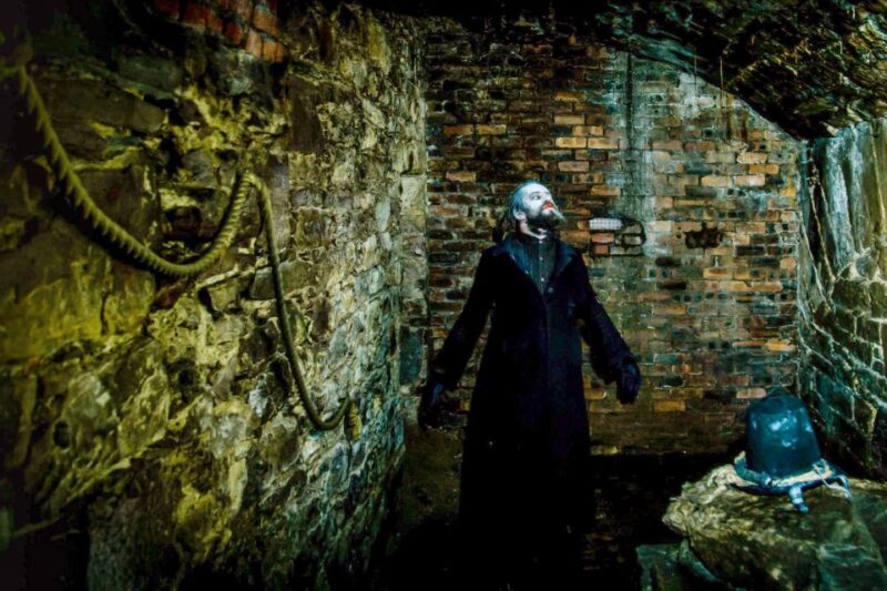 Edinburgh: Evening Underground Ghost Tour - Itinerary and Highlights