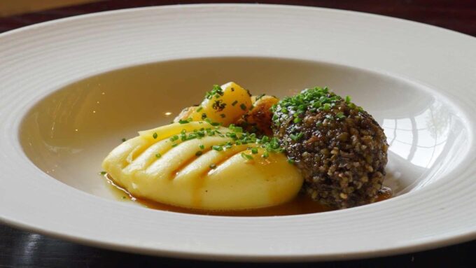 Edinburgh Food & Drink Tour With Eat Walk Tours - Tour Duration