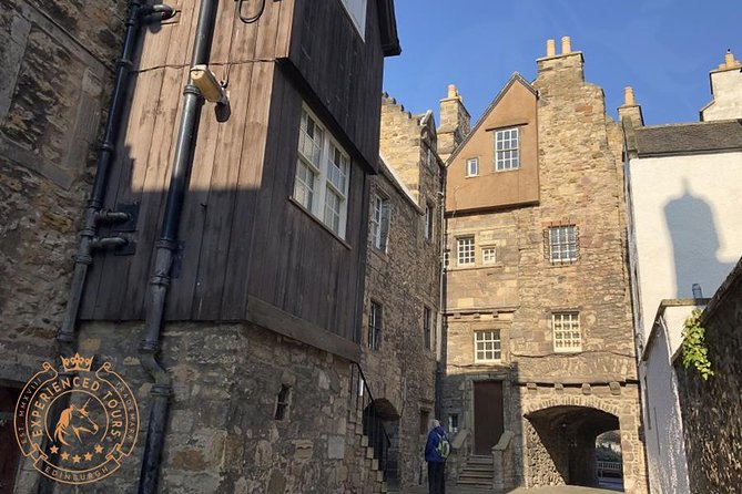 Edinburgh Full-Day Guided Private Tour in a Premium Minivan - Included Amenities