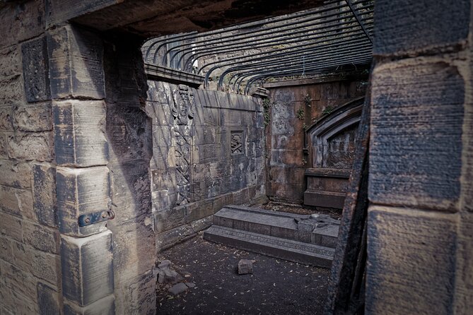 Edinburgh Ghost Tour: Uncover Haunting Tales and Dark Stories - Overview of Edinburgh Ghost Tours