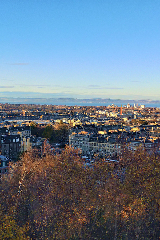 Edinburgh: Guided City Tour With Lunch - Itinerary Details