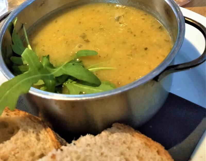 Edinburgh: Guided City Tour With Lunch - Preparation and Tips