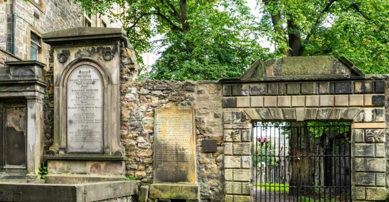 Edinburgh: Haunted Underground Vaults and Graveyard Tour - Inclusions and Restrictions