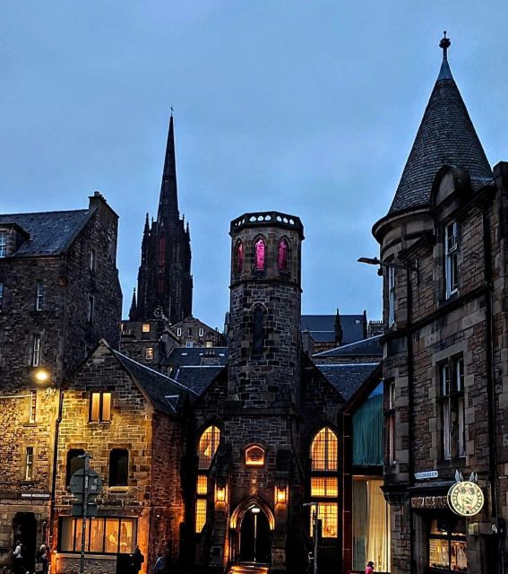 Edinburgh: Heart Of Old Town Private Walking Tour - Edinburgh Castle