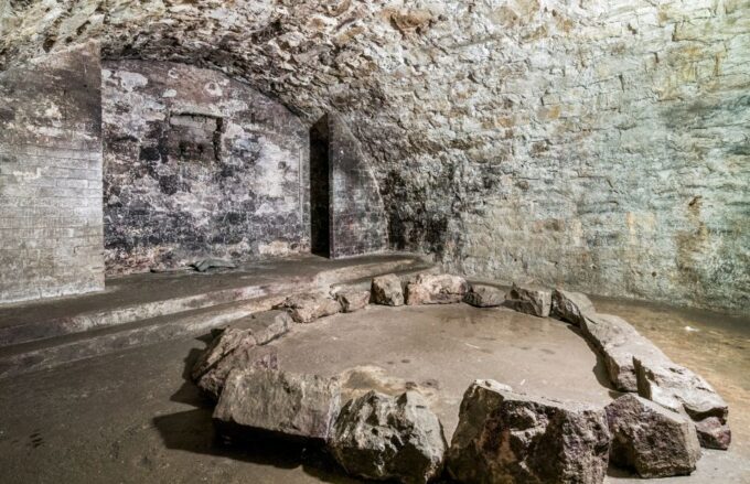 Edinburgh: Late-Night Underground Vaults Terror Tour - Preparing for the Spooky Adventure