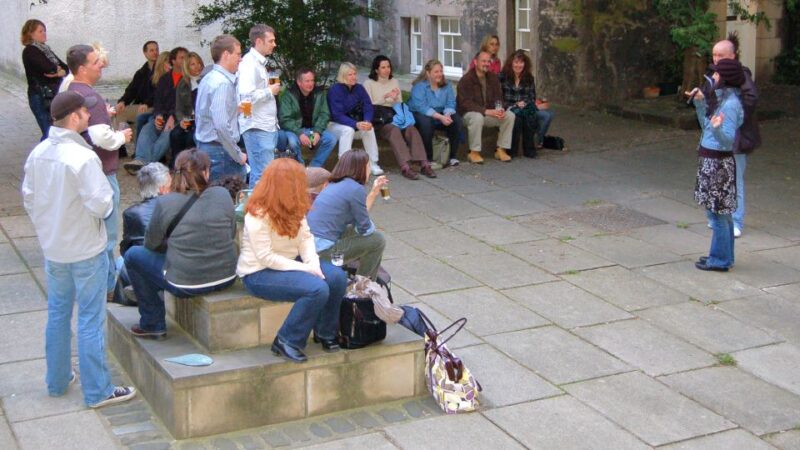 Edinburgh Literary Pub Tour With Real-Actors - Important Information