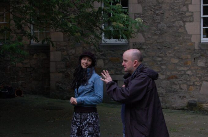 Edinburgh Literary Pub Tour With Real-Actors - Immersive Pub Experience and Discussions