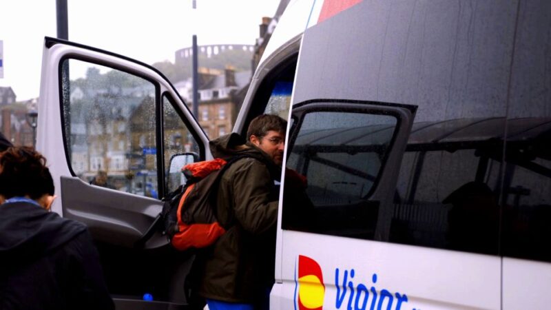 Edinburgh: Oban, Kilchurn Castle & Inveraray Tour in Spanish - Included in the Tour