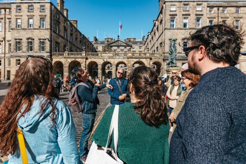 Edinburgh: Old Town History and Tales Walking Tour - Highlights and Experience