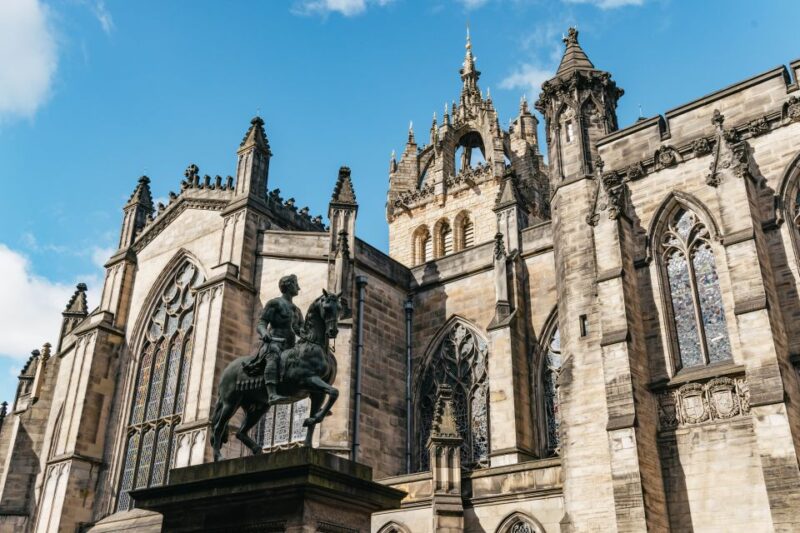 Edinburgh: Old Town History and Tales Walking Tour - Tour Details