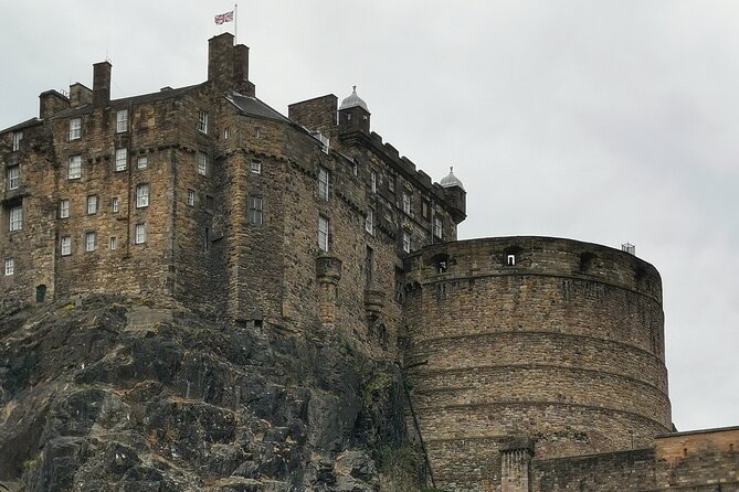 Edinburgh Old Town Private Self-Guided Tour - Tour Activation and Access