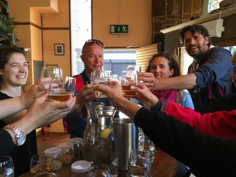 Edinburgh: Old Town Walking Tour and Beer Tasting - Brewing History