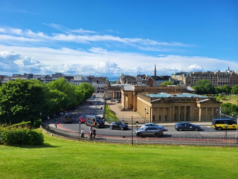 Edinburgh Old Town: Womens History Walking Tour - Key Points