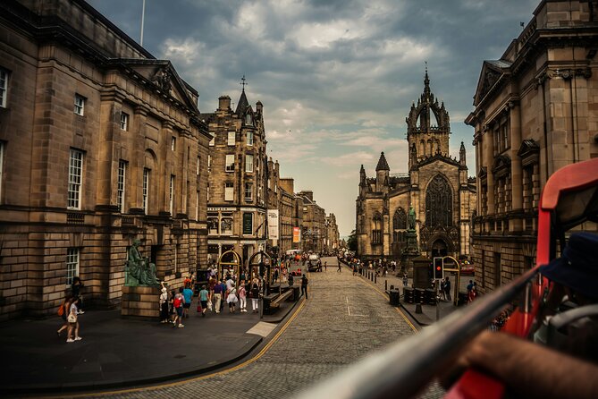 Edinburgh: Old Towns Highlights Walking Tour - Cancellation Policy