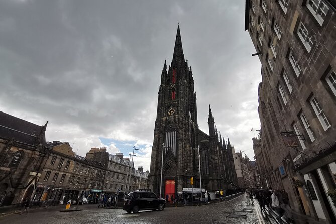 Edinburgh Outlander Self-Guided Private Tour - Exploring Outlander Locations