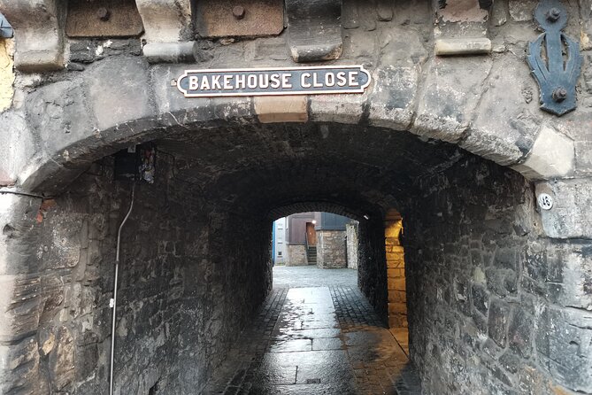 Edinburgh Outlander Self-Guided Private Tour - Accessibility and Requirements