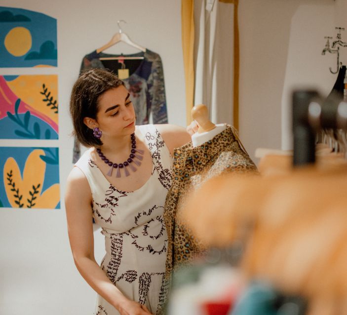 Edinburgh: Personal Shopping With a Professional Stylist - Expertise of the Stylist