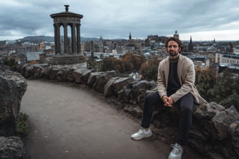 Edinburgh: Photo Shoot With a Private Vacation Photographer - Booking Information