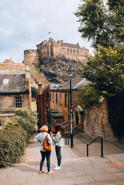 Edinburgh: Private Architecture Tour With a Local Expert - Logistics and Meeting Information