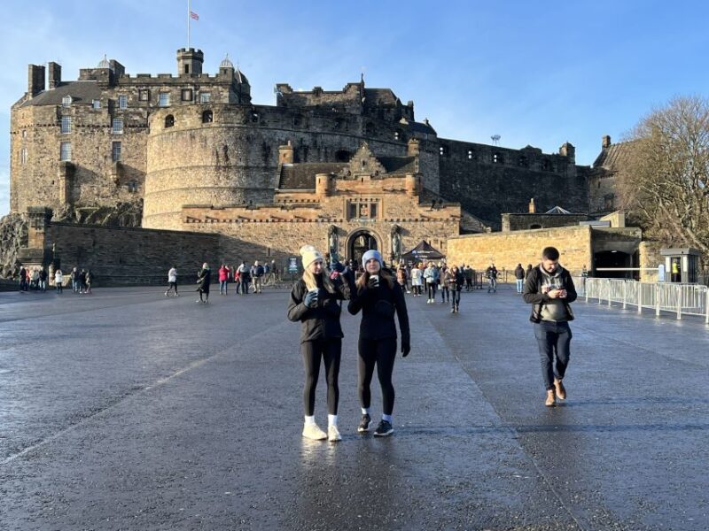 Edinburgh: Private Guided Tour of the Edinburgh Castle - Historical Significance